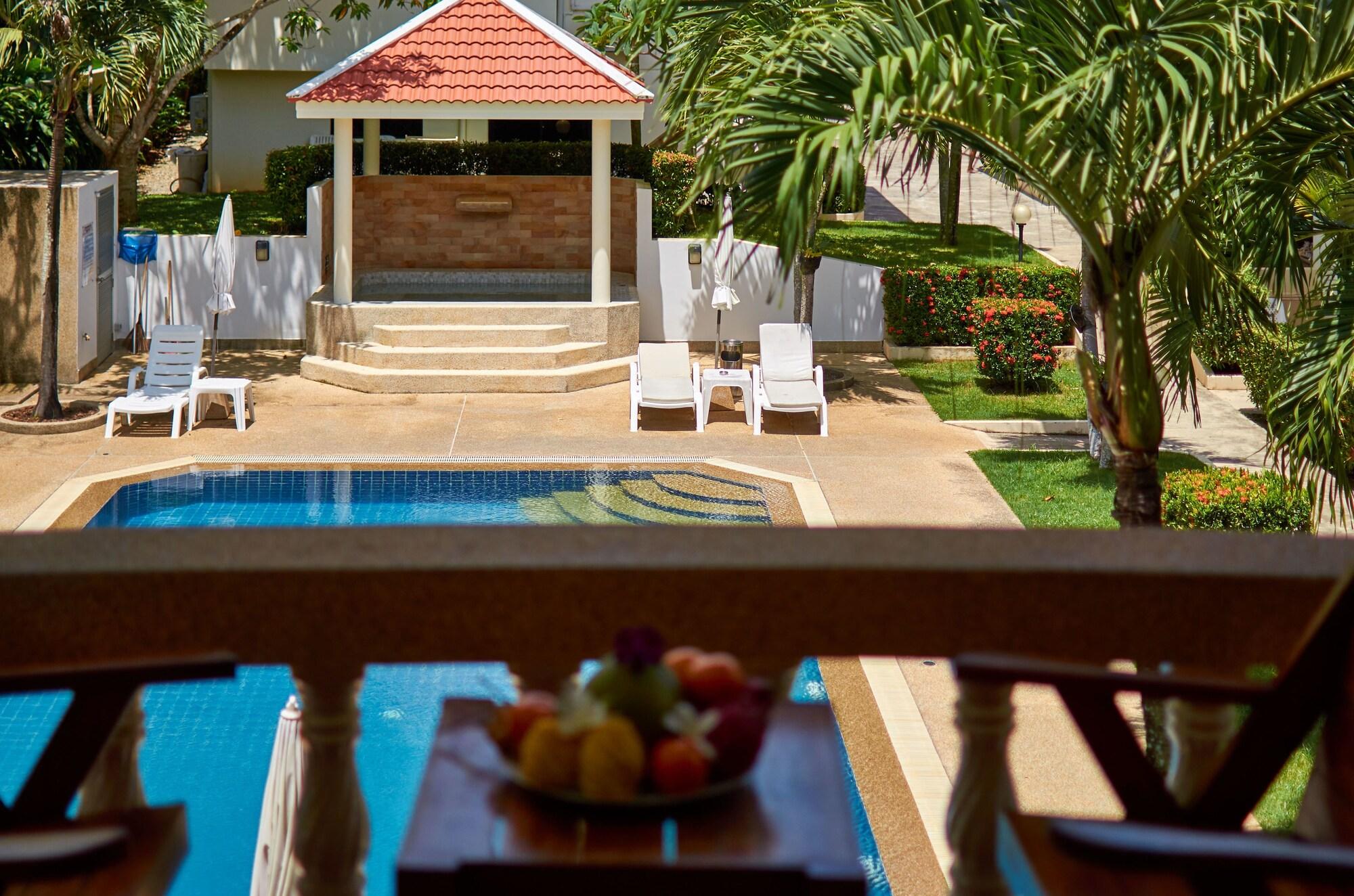Phuket Riviera Отель