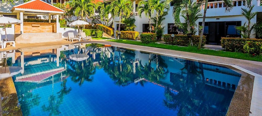 Phuket Riviera Отель 3*