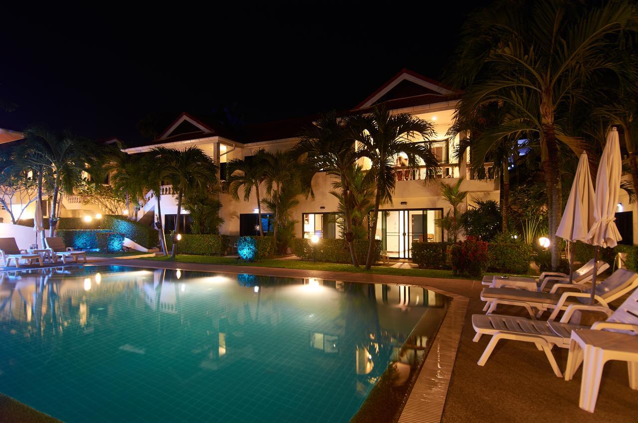 Отель Phuket Riviera Nai Harn